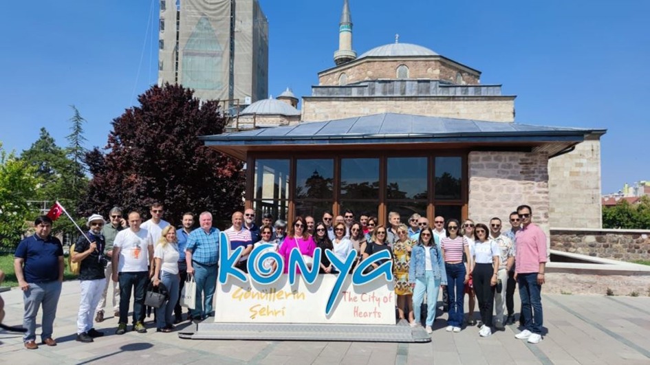 DİŞHEKİMLİĞİ DEKANLARI KONYA’DA 24.TOPLANTISINI YAPTI