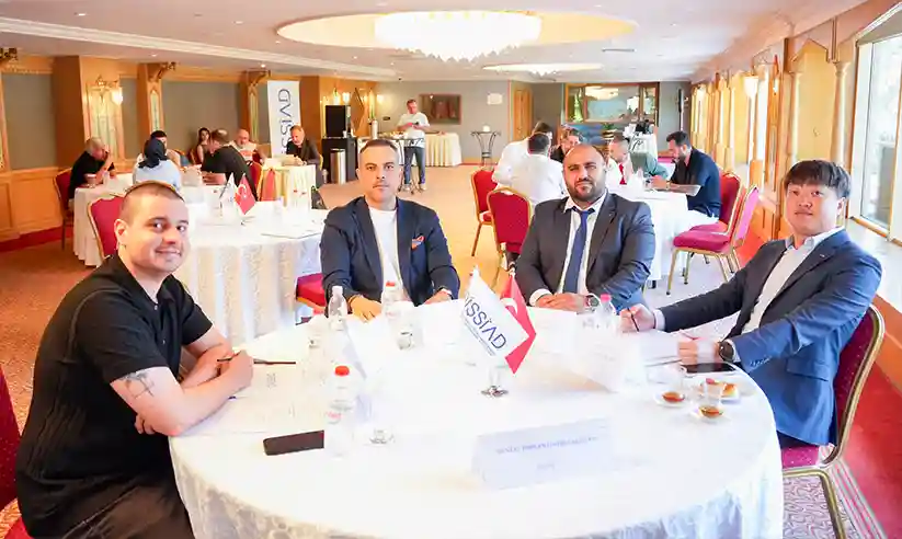DİŞ İMPLANTI ÇALIŞTAYI BİR BAŞLADI PİR BAŞLADI..SONUÇTA HER KURUMA GÖREV DÜŞÜYOR